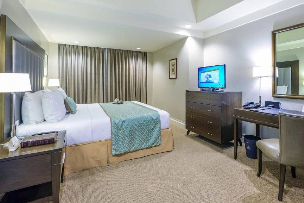Somerset Millennium Makati Макати Экстерьер фото